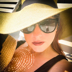 Meet your Posher, Lizabeth